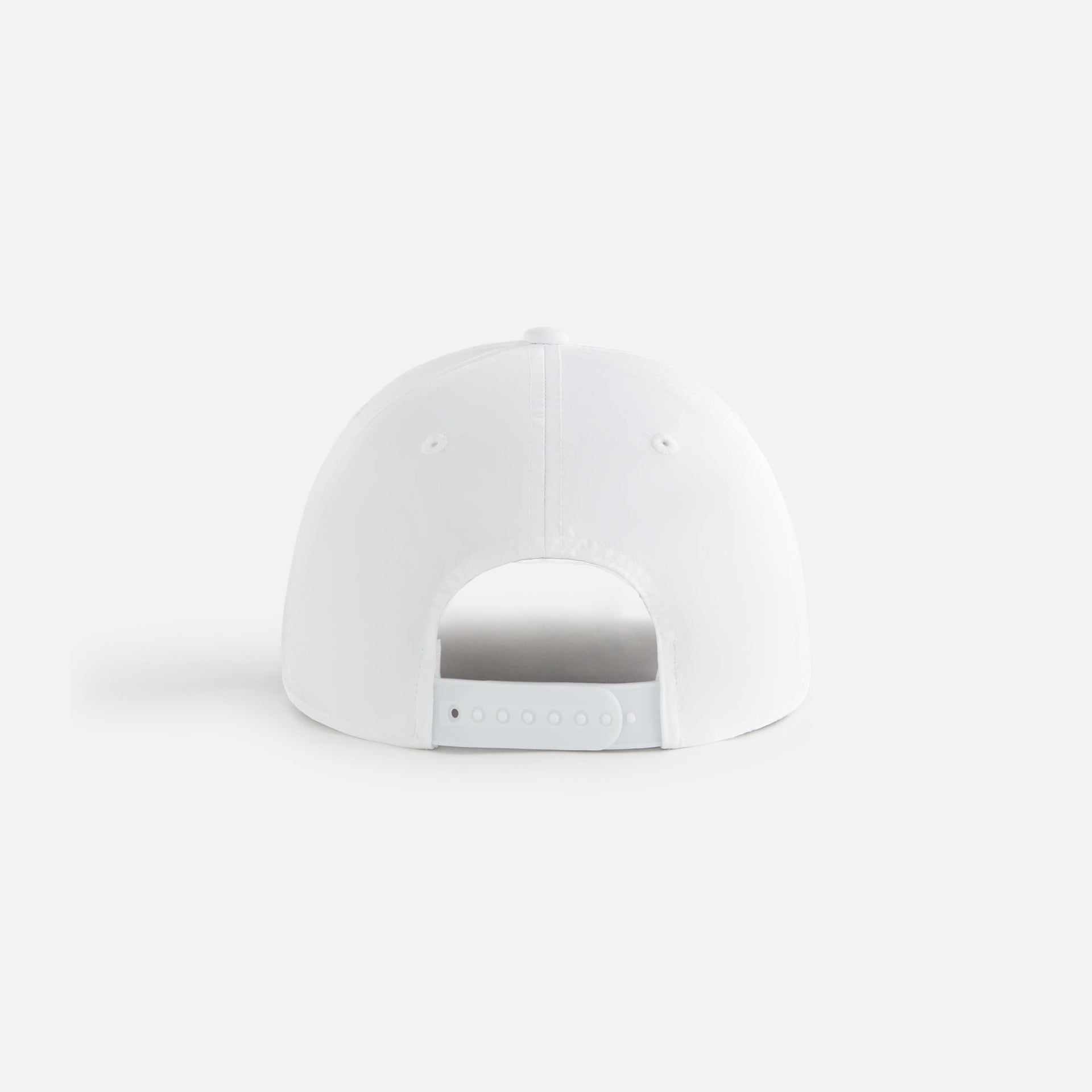 Kith Women GT Logo Nylon Low Pinch Crown Cap - White PH