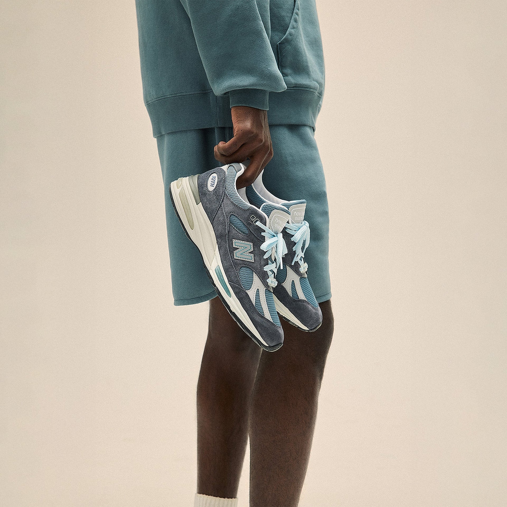 Kith & New Balance Made in UK 991V2 - Asphalt / Lead / Oyster Mushroom PH