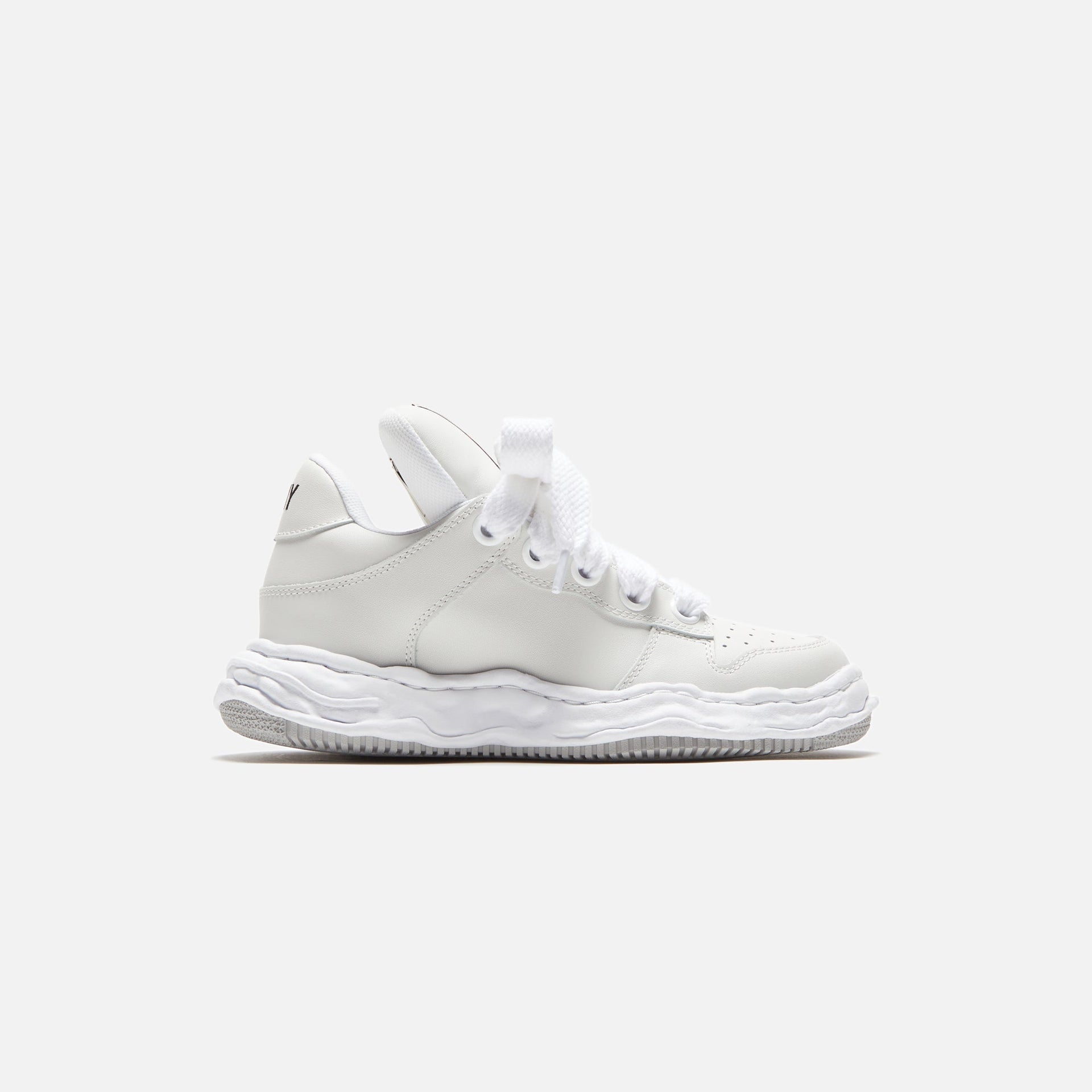 Mihara Yasuhiro Wayne OG Sole Low Top Sneaker - White