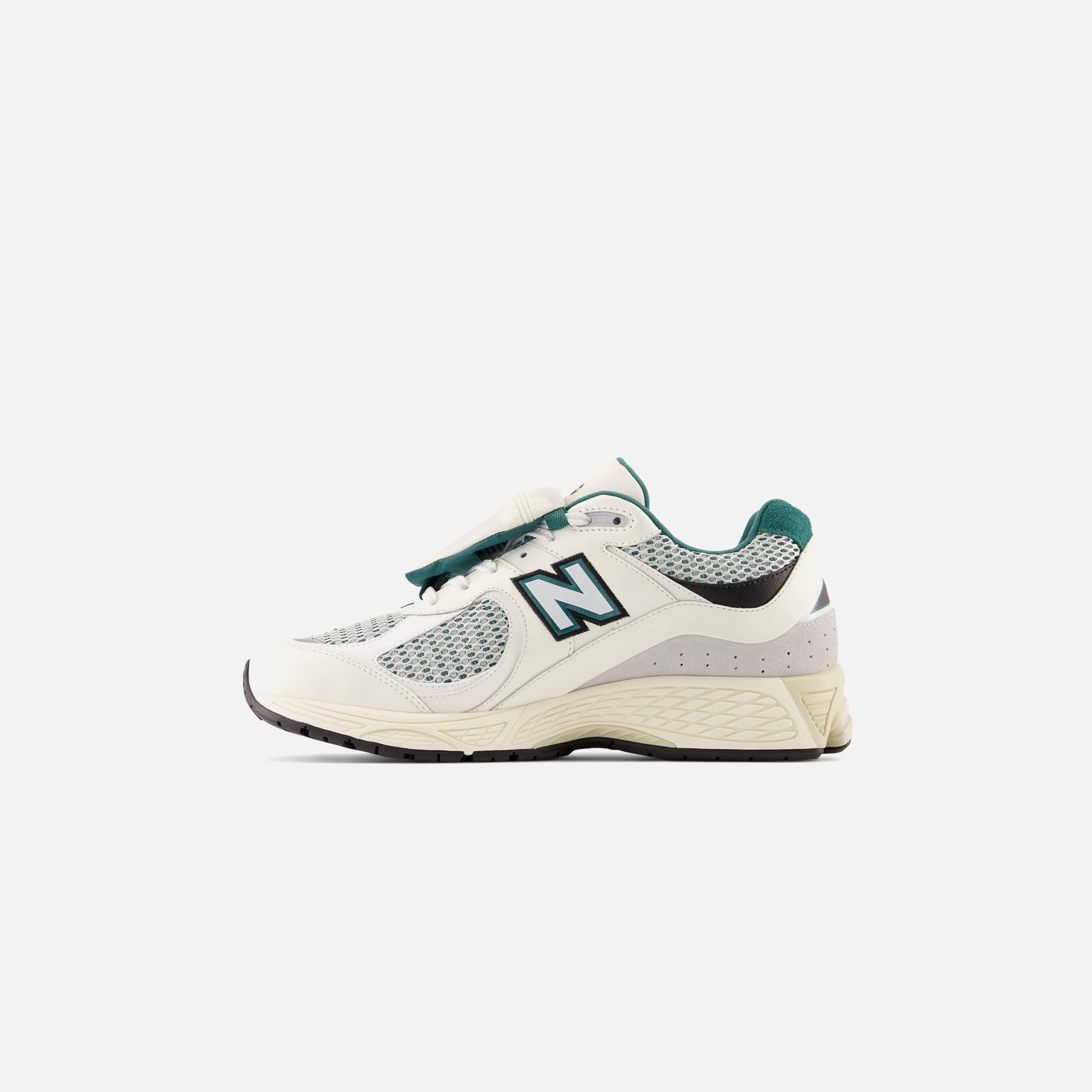 New Balance 2002R - Sea Salt / Green / White