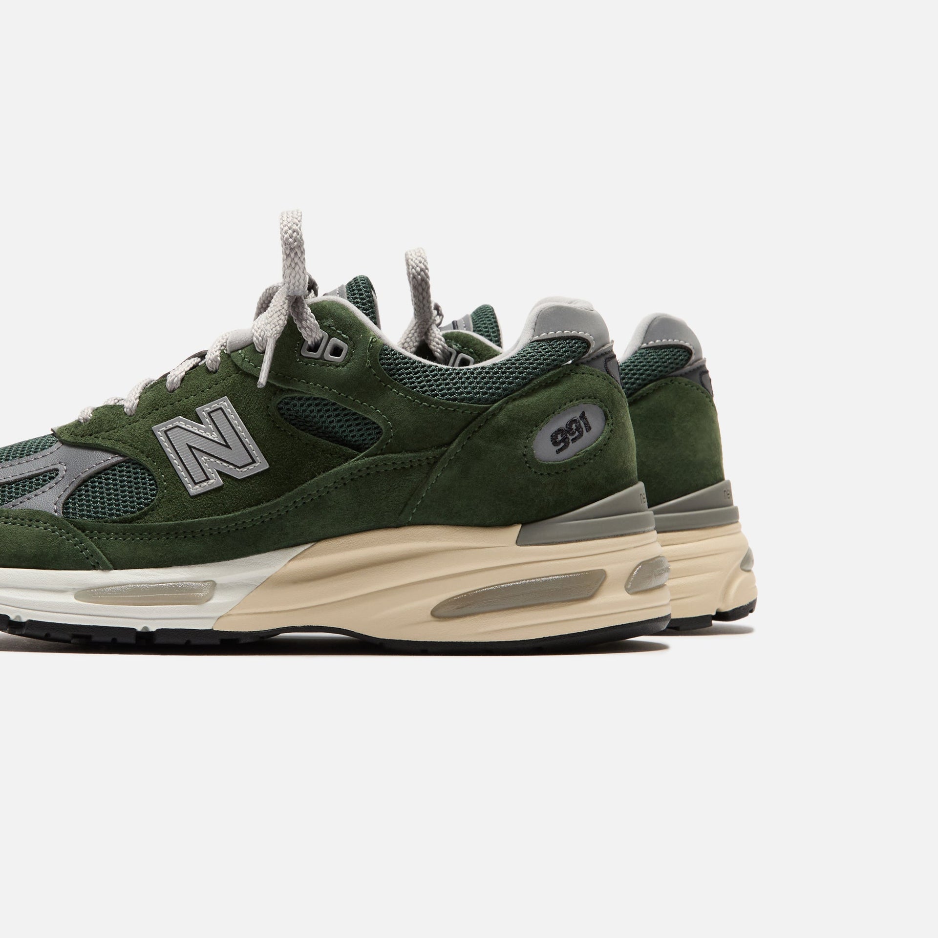 New Balance Made in UK 991v2 - Kombu Green / Grey