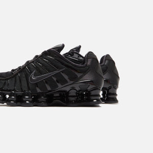 Nike WMNS Nike Shox - Black / Metallic Hematite / Max Orange