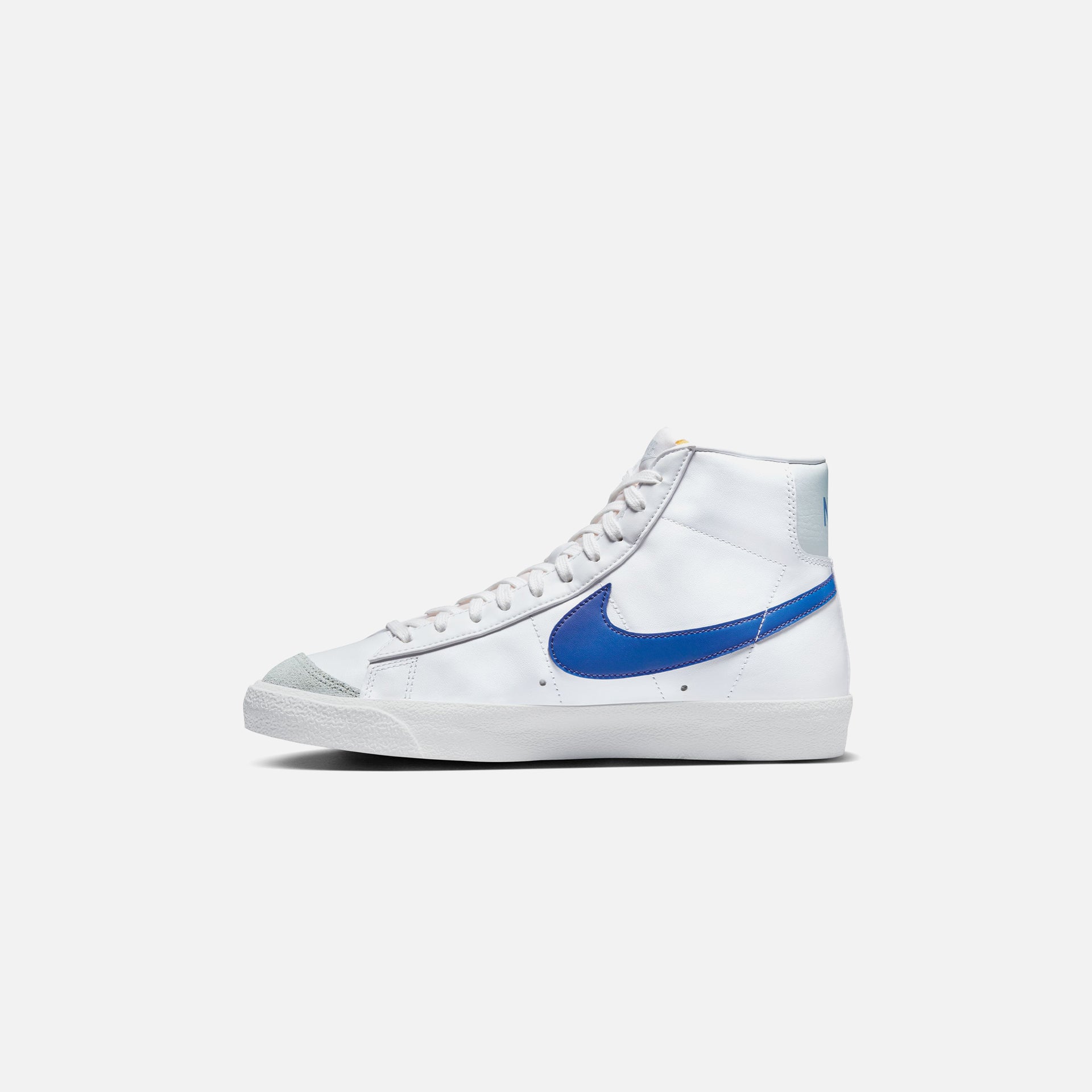 Nike Blazer Mid `77 Vintage - White / Game Royal / Pure Platinum