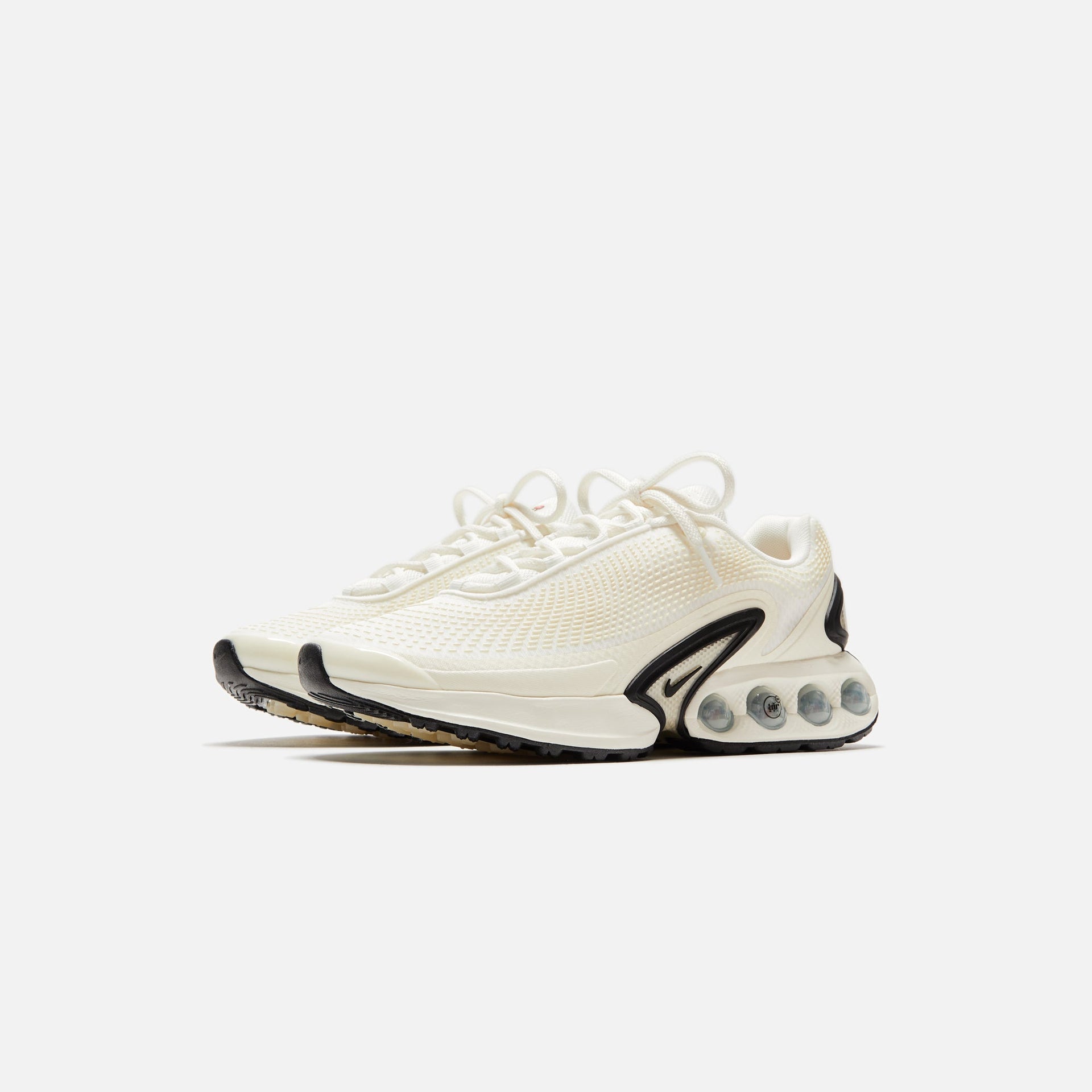 Nike WMNS Air Max DN - Sail / Black / Coconut Milk / Beach