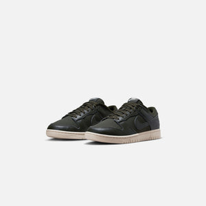 Nike Dunk Low Retro PRM - Sequoia / Light Orewood