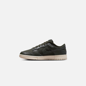 Nike Dunk Low Retro PRM - Sequoia / Light Orewood