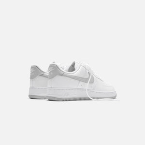 Nike Air Force 1 '07 Low - White / Light Smoke Grey / White