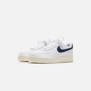 Nike WMNS Air Force 1 `07 - White/ Obsidian/ Pale Ivory / Metallic Gold