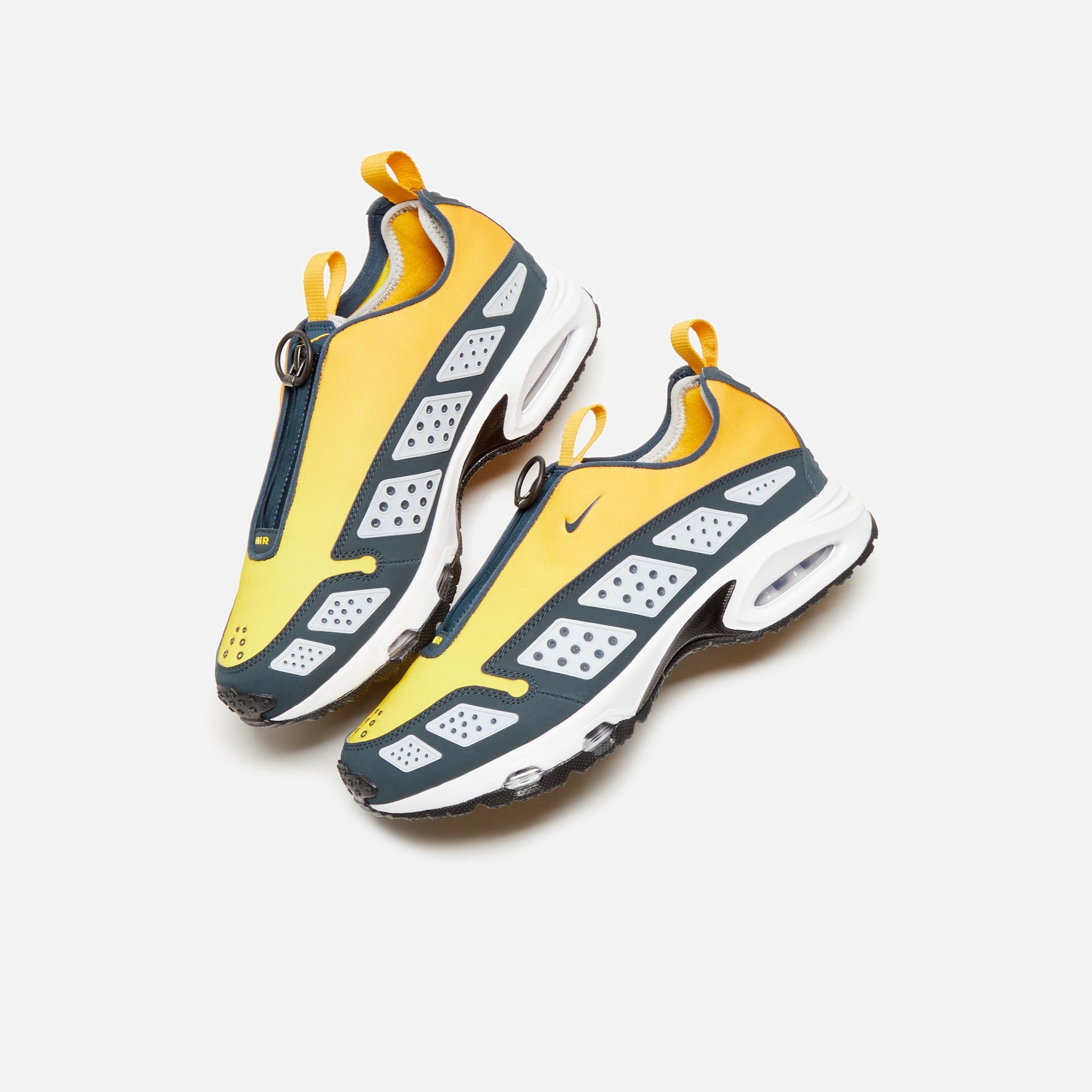 Nike WMNS Air Max SNDR - Canyon Gold / Light Smoke Grey / Speed Yellow / Deep Ocean