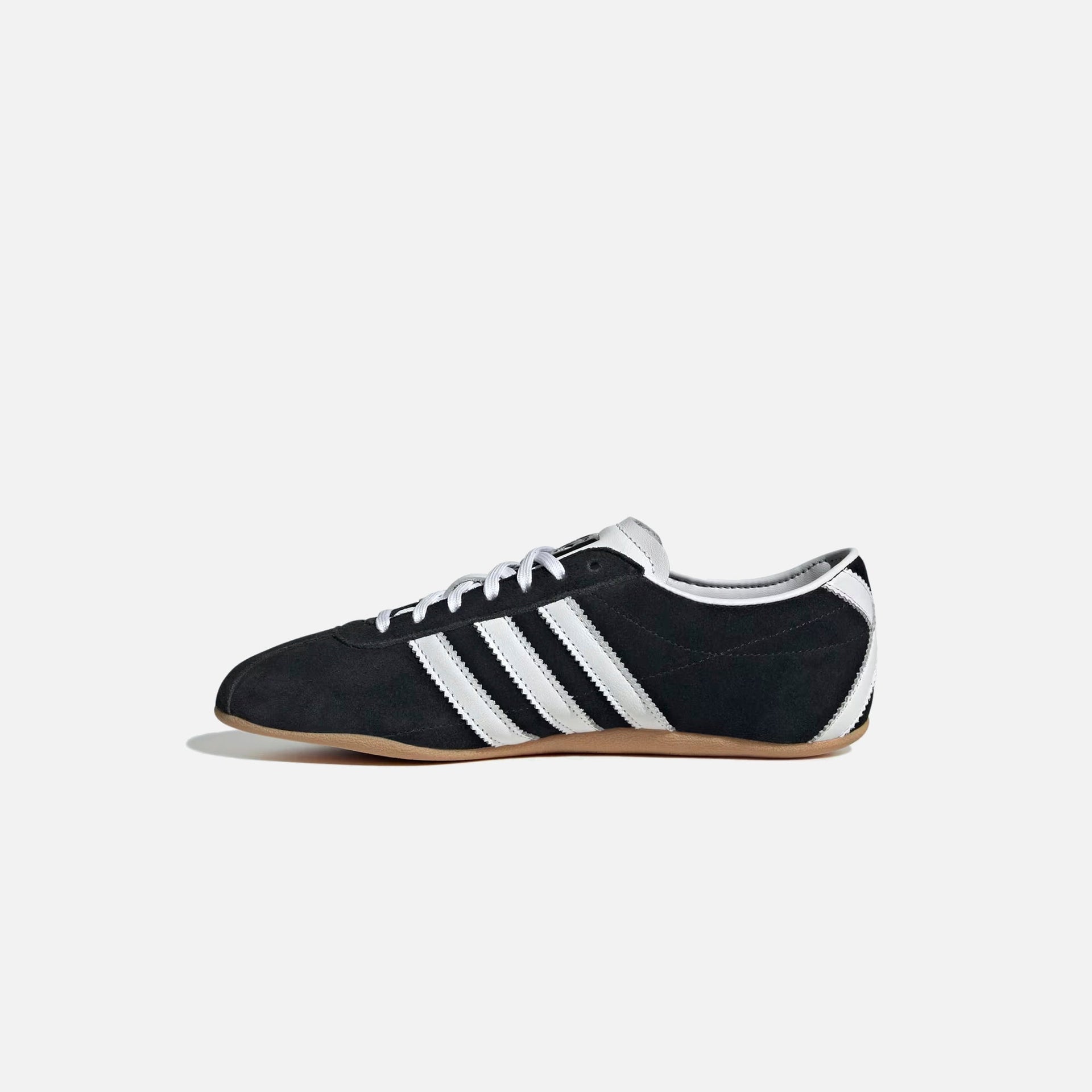 adidas WMNS Tokyo - Black / White / Gum