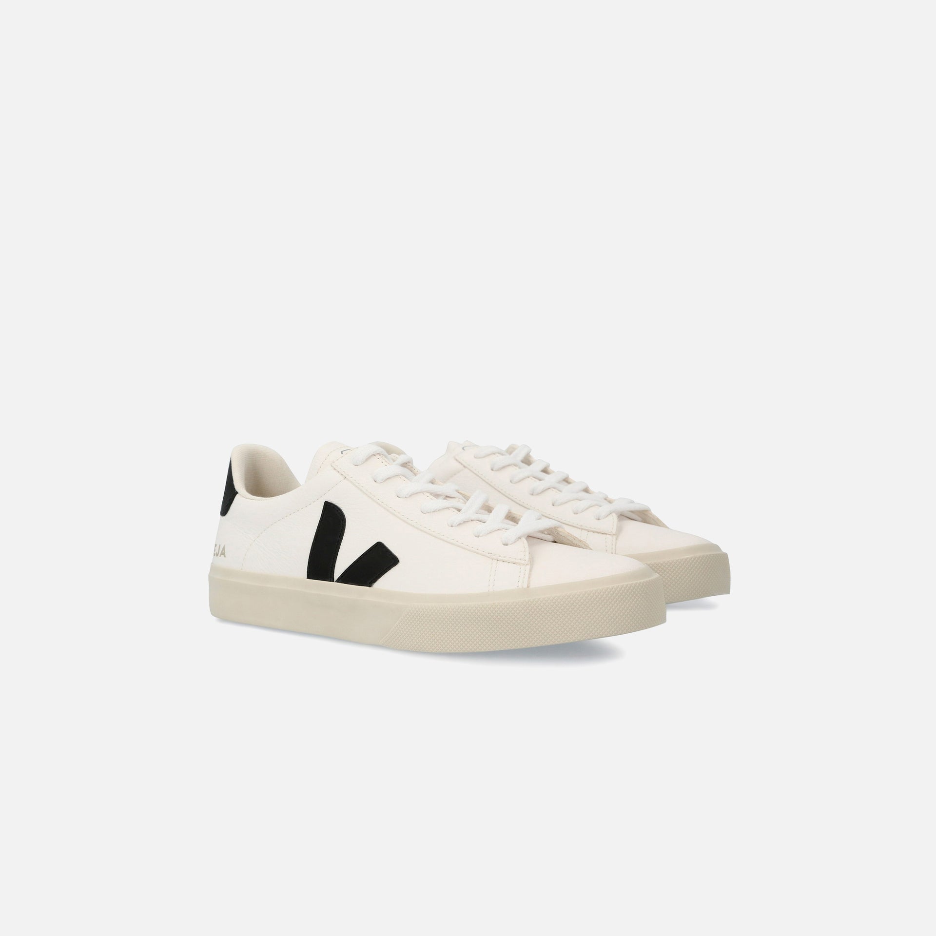 Veja WMNS Campo - Extra White / Black