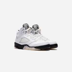 Jordan Air Jordan 5 Retro - White / Black / Sail / Metallic Silver