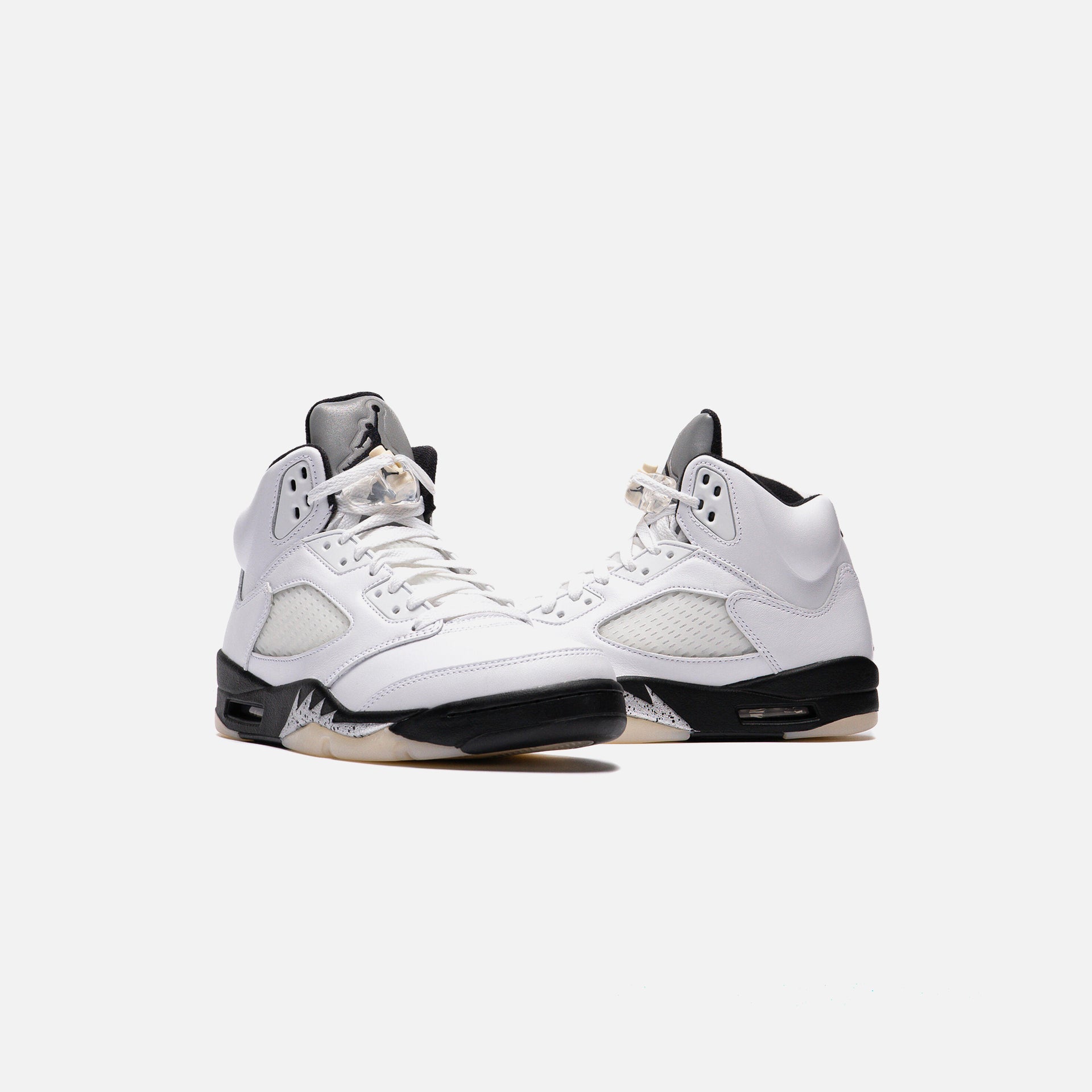 Jordan Air Jordan 5 Retro - White / Black / Sail / Metallic Silver