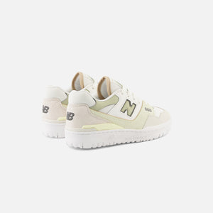 New Balance WMNS 550 - White / Green