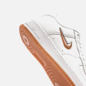 Nike Air Force 1 Low Retro - White / Bronze / Gum / Medium Brown