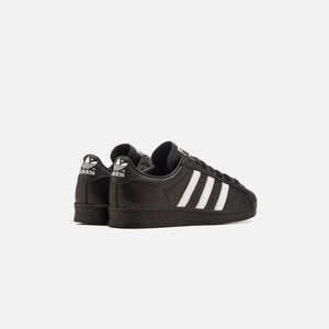 adidas Originals Superstar 82 - Core Black / White / Core Black