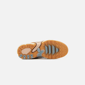 Nike Air Max Plus Drift - Phantom / Light Armory Blue / Cacao Wow / Sail / Gum Yellow