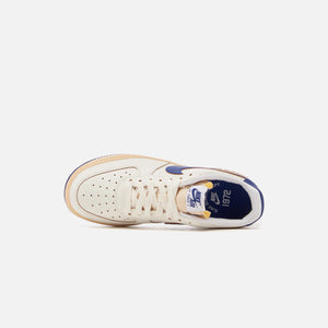 Nike WMNS Air Force 1 '07 - Sail / Deep Royal Blue