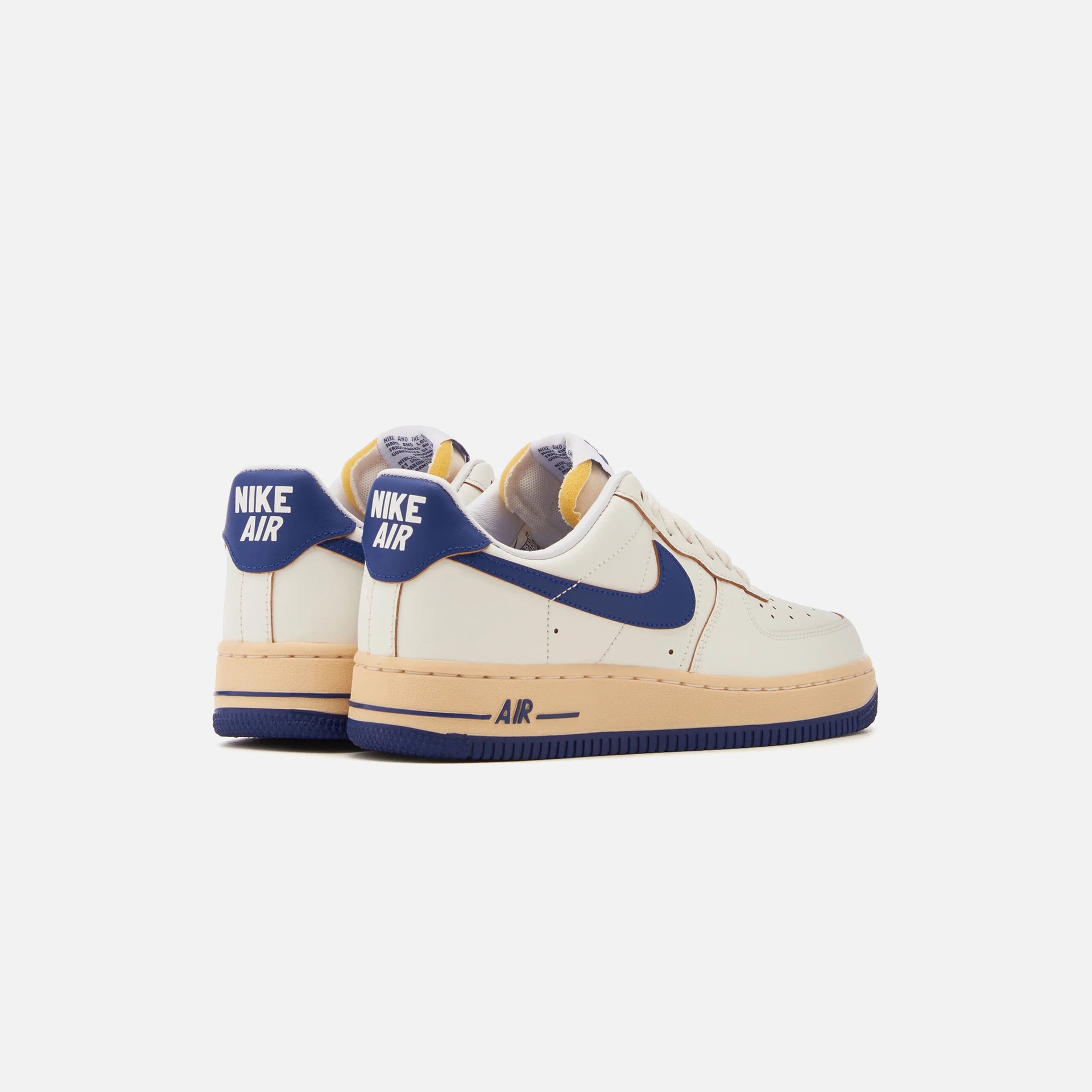 Nike WMNS Air Force 1 '07 - Sail / Deep Royal Blue