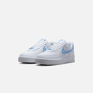 Nike WMNS Air Force 1 '07 - Trend White / University Blue