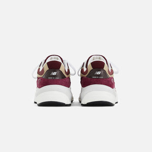 New Balance 990v6 - Burgundy