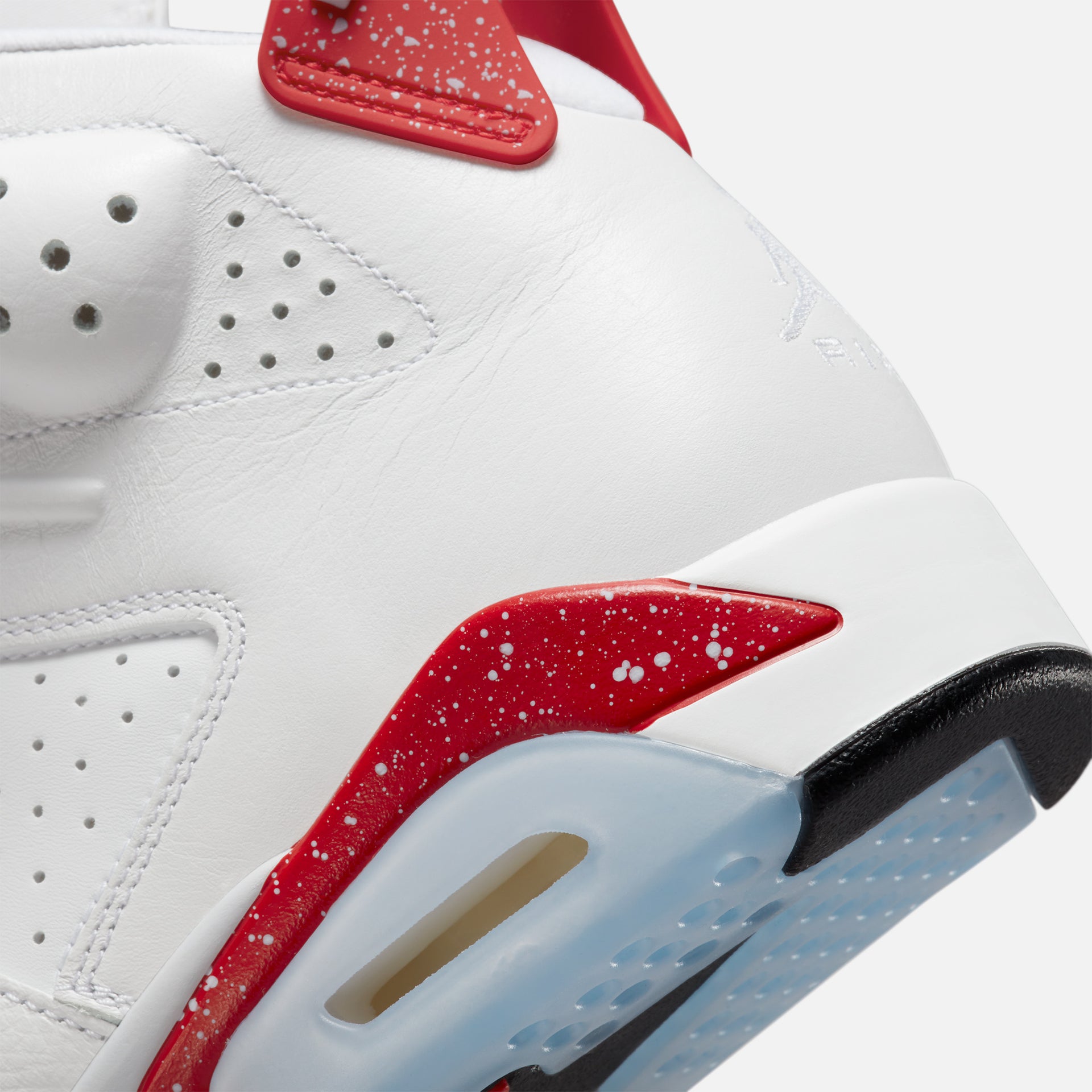 Jordan Air Jordan 6 Retro - White / University Red / Black