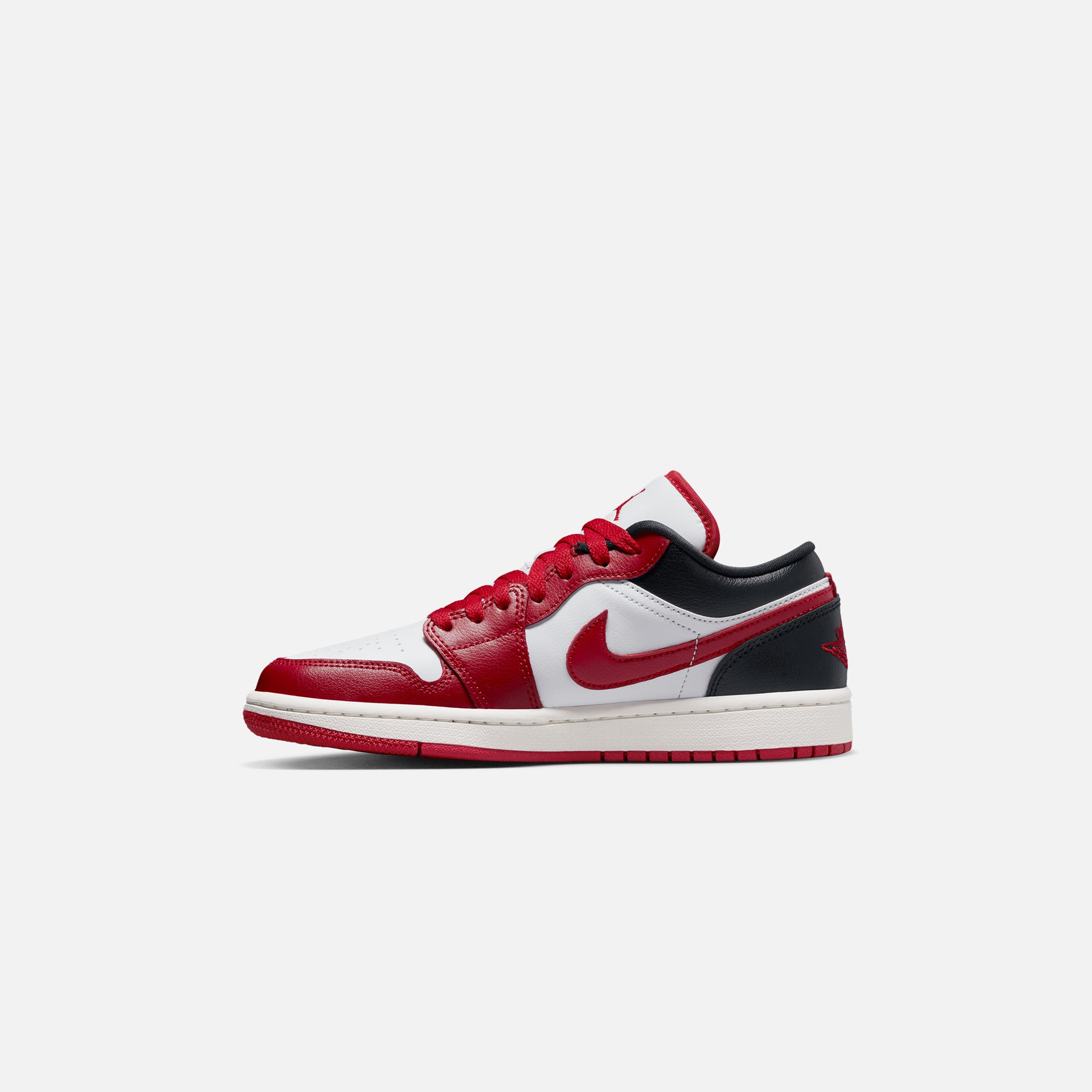 Jordan Air Jordan 1 Low - White / Gym Red / Black Sail