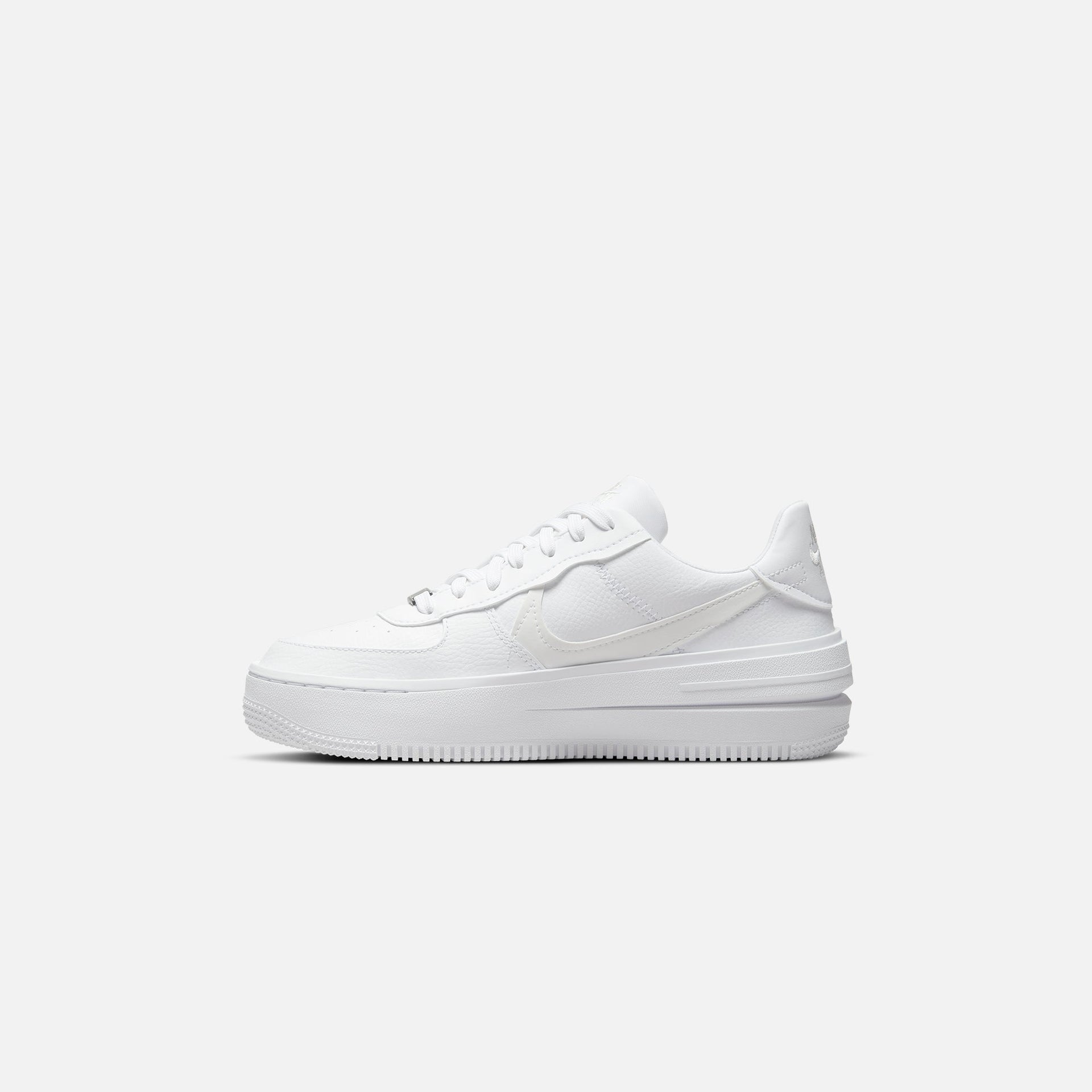 Nike WMNS Air Force 1 PLT.AF.ORM - White / Summit White