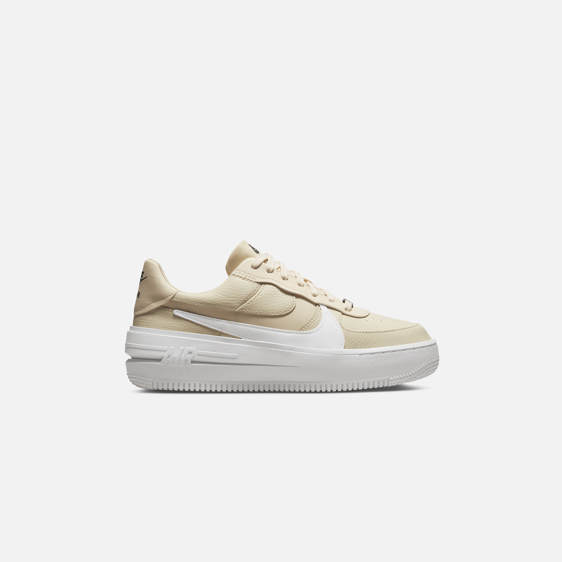 Nike Wmns Air Force 1 PLT.AF.ORM - Fossil / Sail / Summit / White / Black