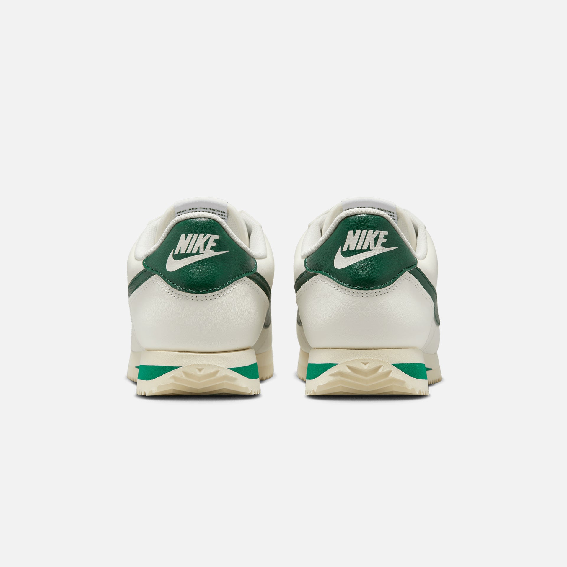 Nike WMNS Cortez - Sail / Gorge Green / Malachite / Coconut Milk