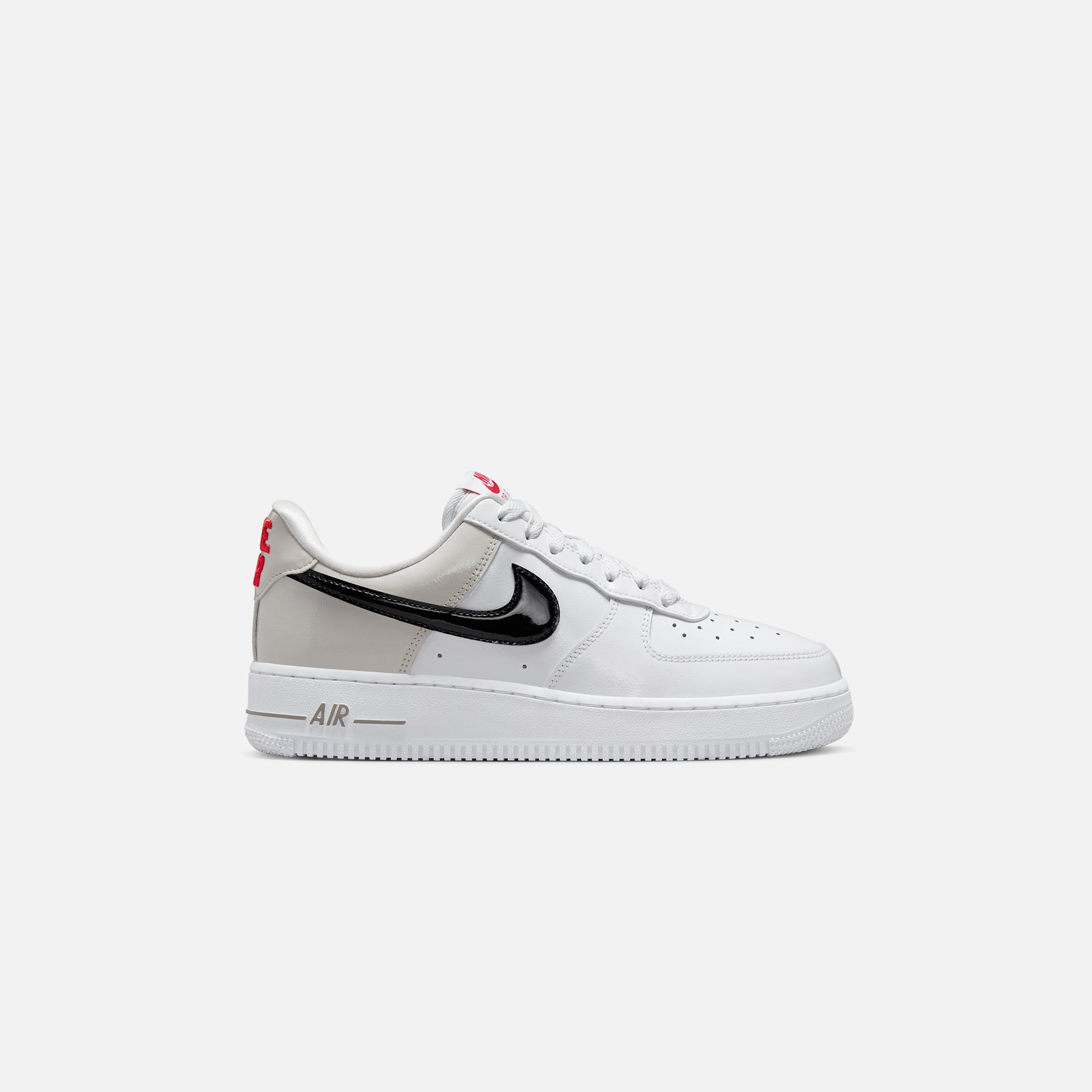 Nike WMNS Air Force 1 `07 - Light Iron Ore / Black / White / University Red