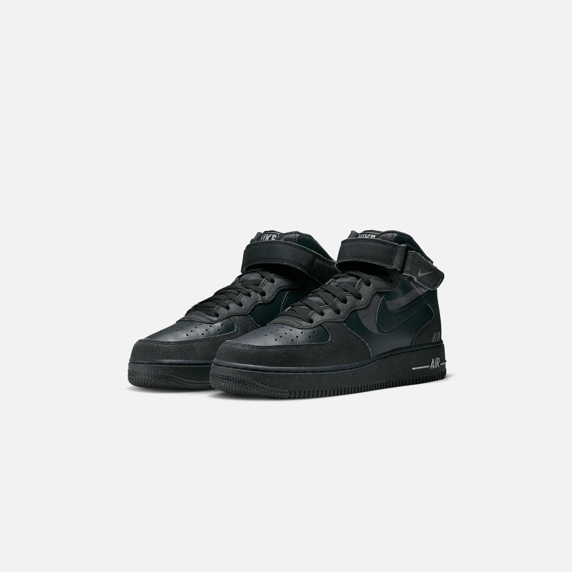 Nike Air Force 1 Mid `07 LX - Off Noir / Black