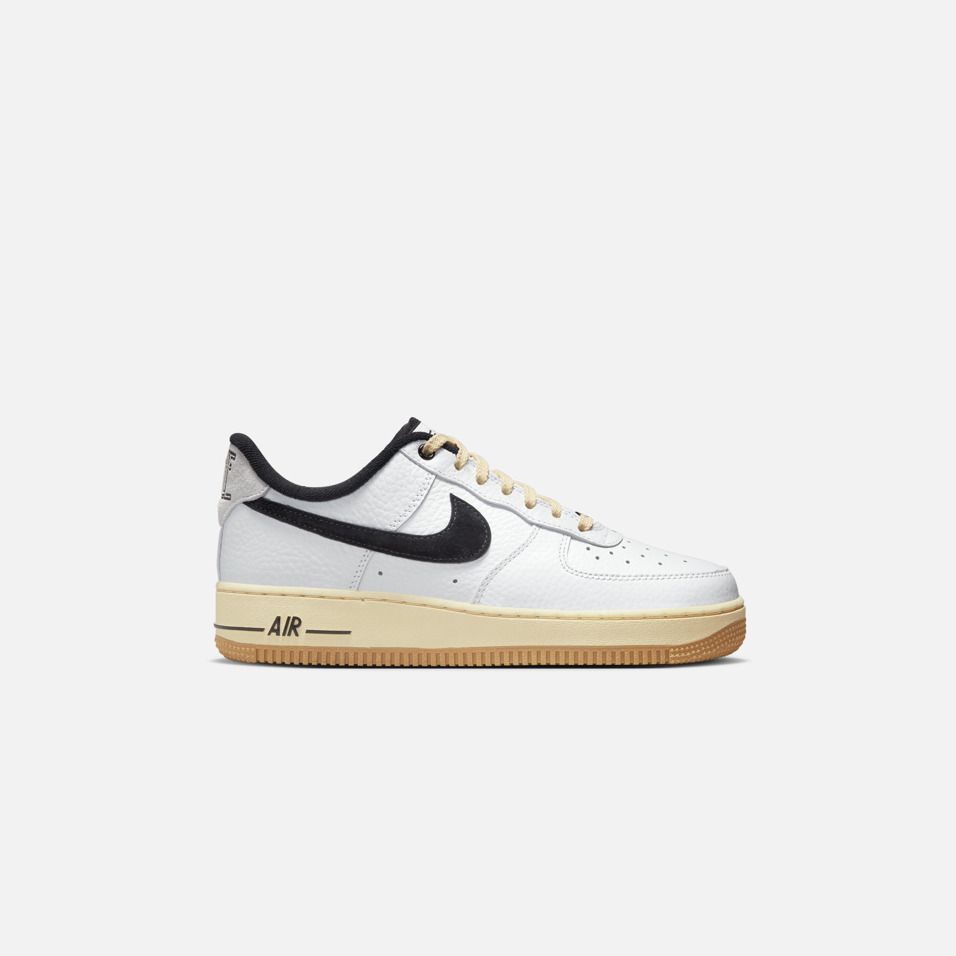 Nike WMNS Air Force 1 ' 07 LX - Summit White / Black / Muslin