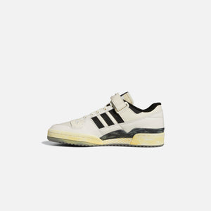 adidas Forum 84 Low AEC - Footwear White / Core Black