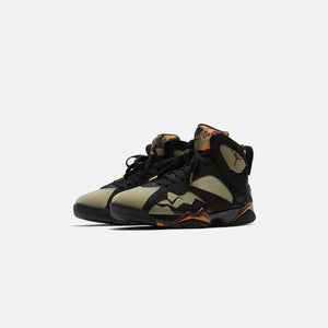 Nike Air Jordan 7 Retro SE - Black / Cherrywood Red / Neutral Olive / Chutney