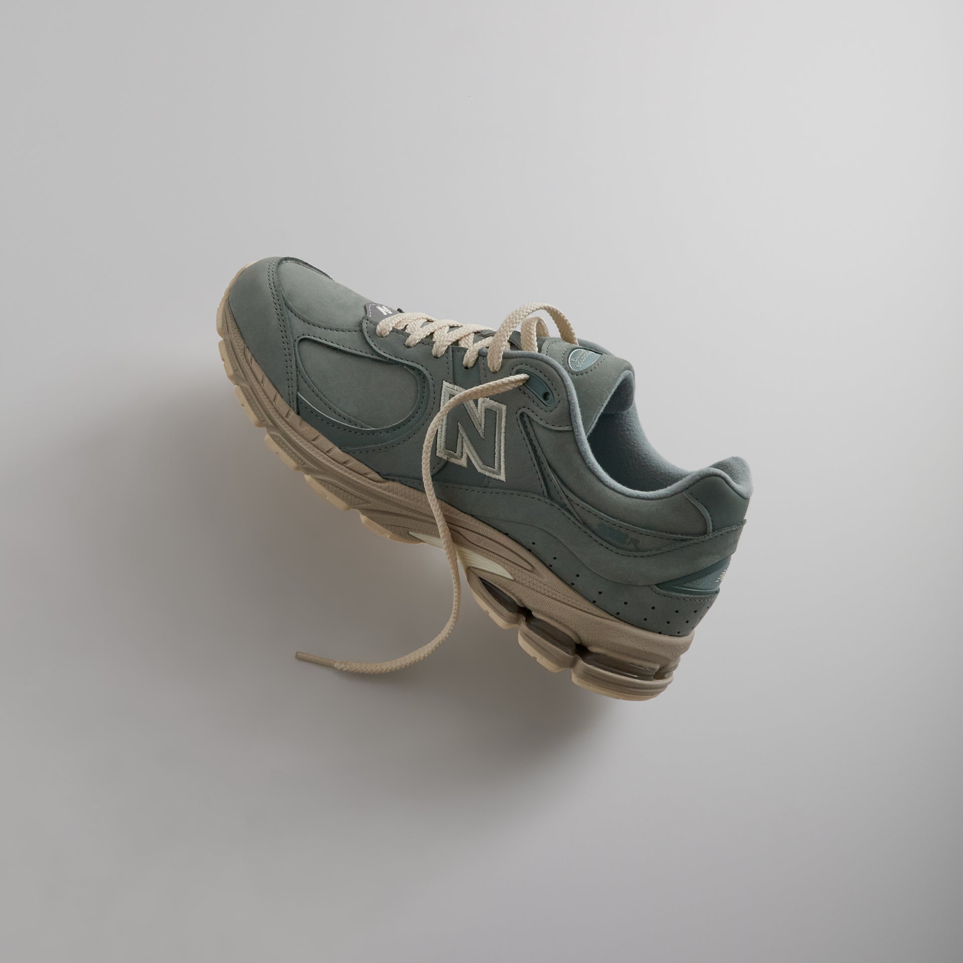 Kith for New Balance 2002R - Slate Grey / Chinois Green