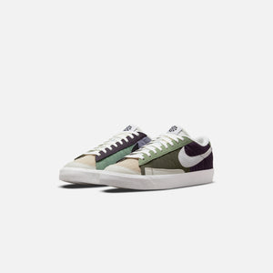 Nike Blazer Low `77 LX NN - Cave Purple / Sail / Medium Olive / Rattan