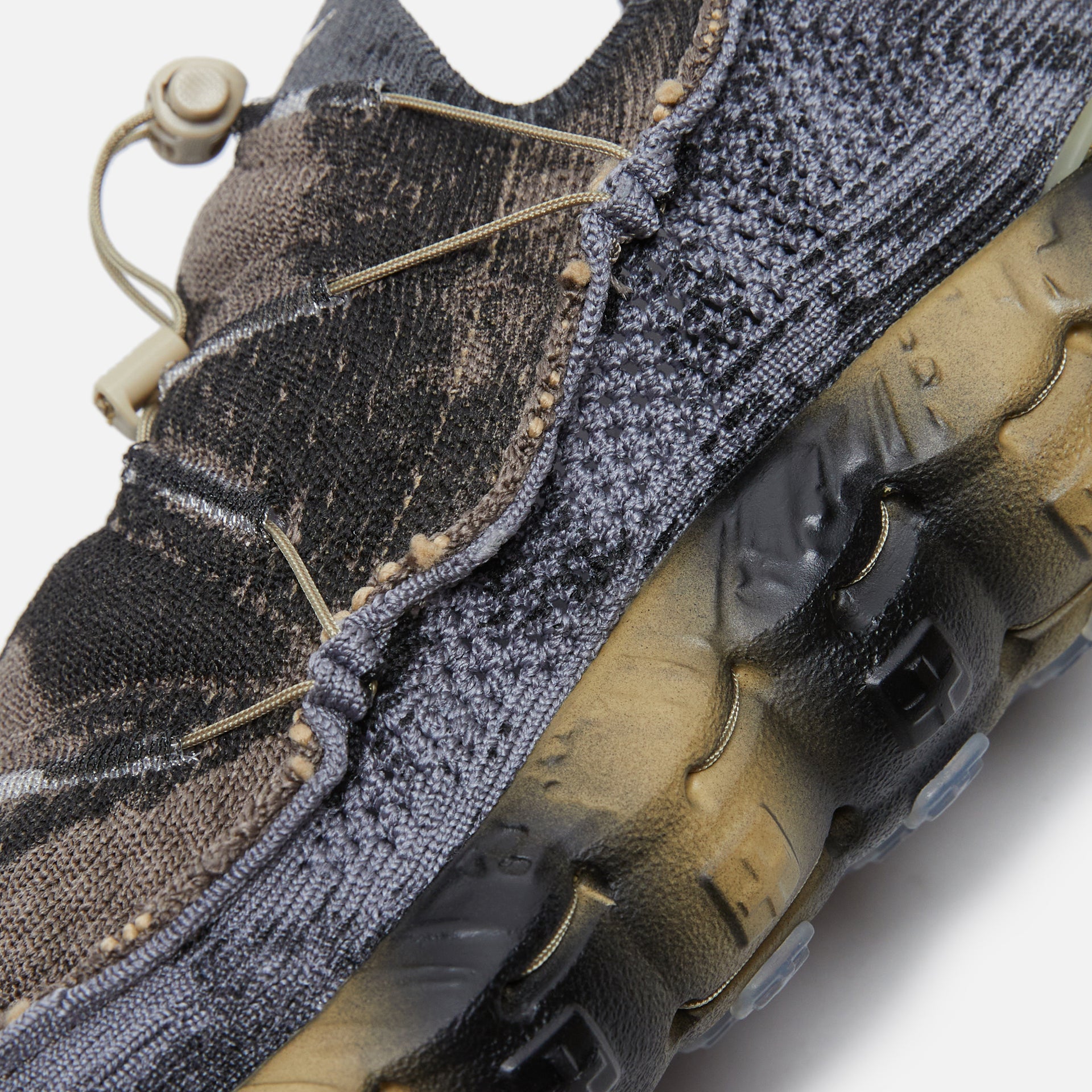 Nike ISPA Mindbody - Olive Grey / Oatmeal / Iron Grey / Wheat Grass