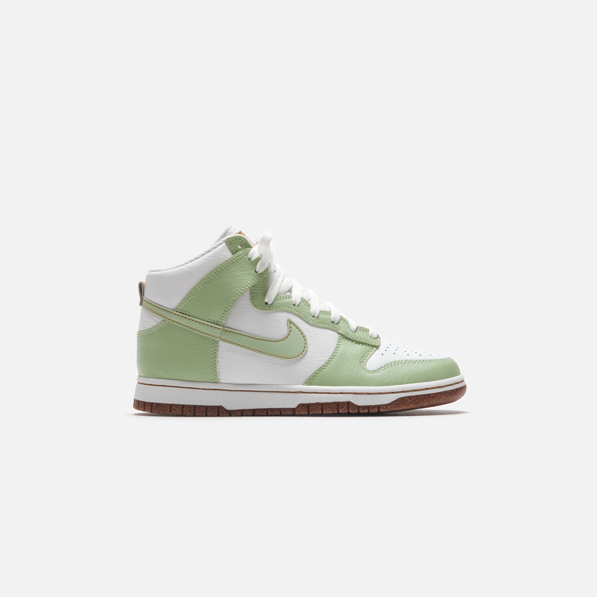 Nike Dunk High Retro SE EMB - Honeydew / Summit White