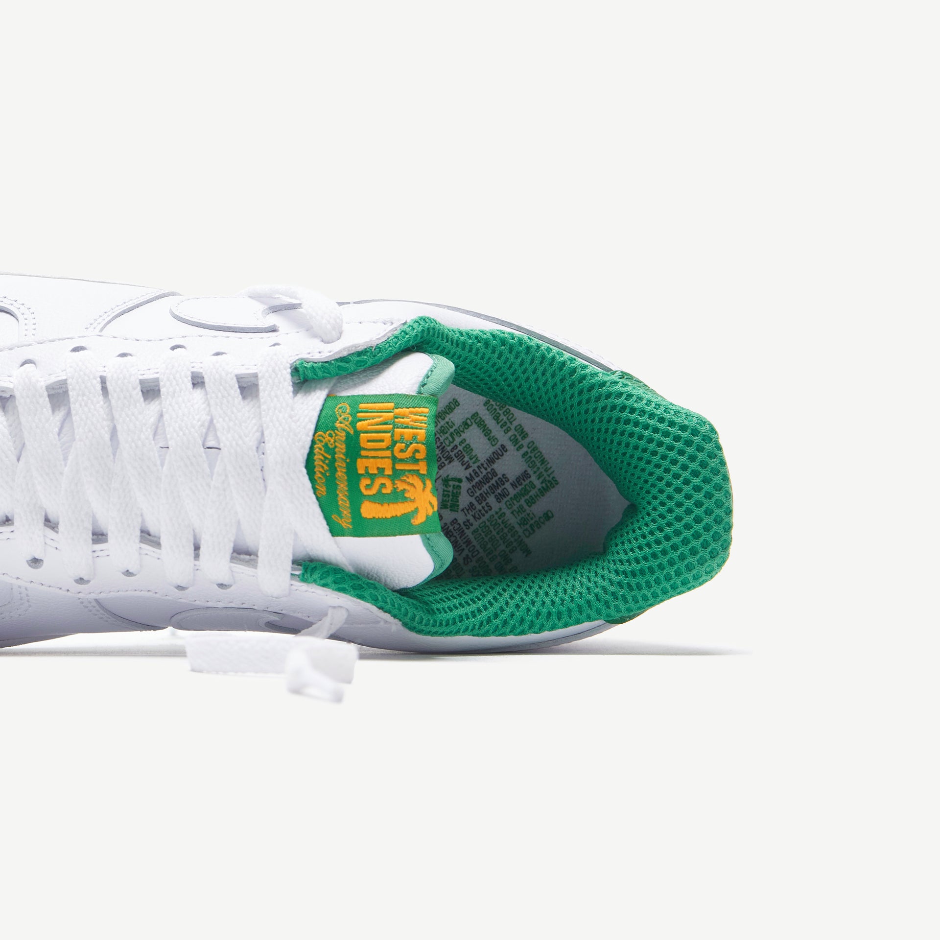 Nike Air Force 1 Low Retro "West Indies" - White / Classic Green