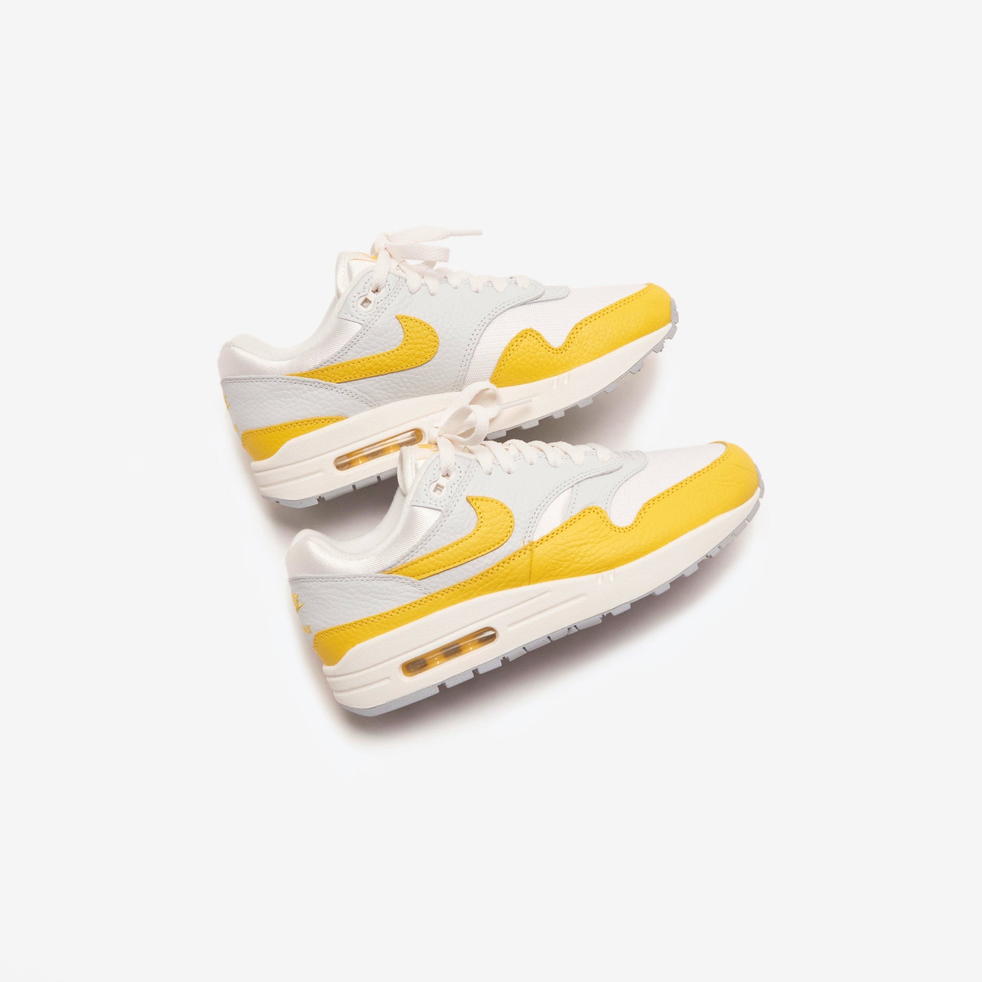 Nike WMNS Air Max 1 - Photon Dust / Wolf Grey / Sail / Tour Yellow