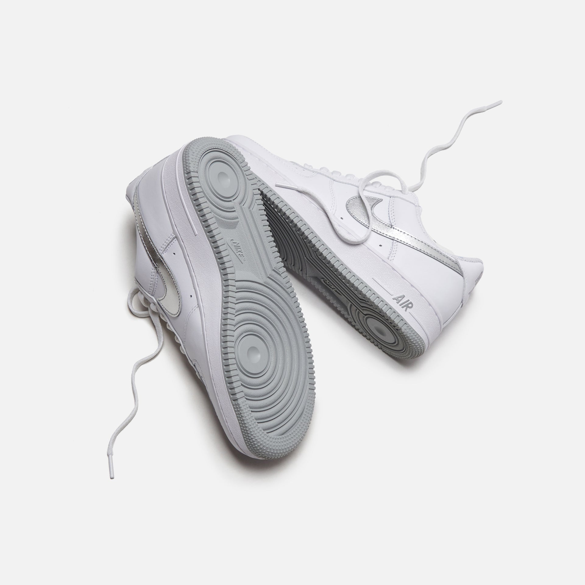 Nike Air Force 1 Low - Retro White / Metallic Silver / Metallic