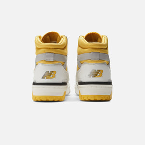 New Balance 650 - White / Yellow